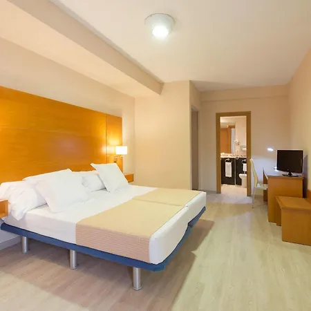 Tryp Ciudad De 3*