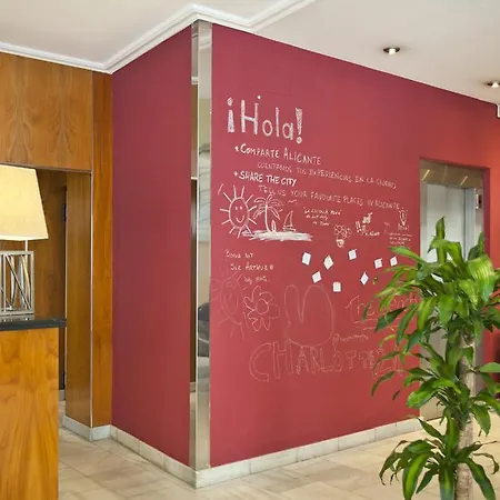 Hotell Tryp Ciudad De 3*